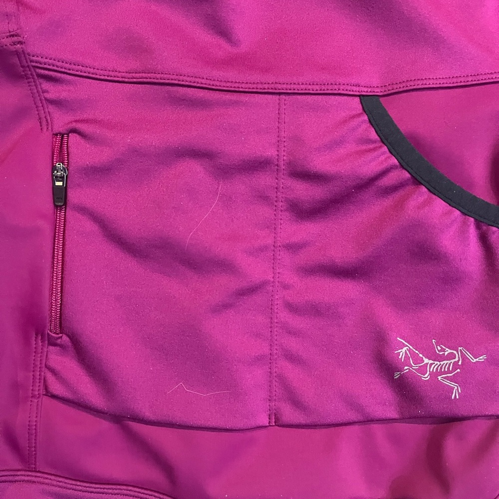 Arcteryx Windstopper Softshell - Small - image 4